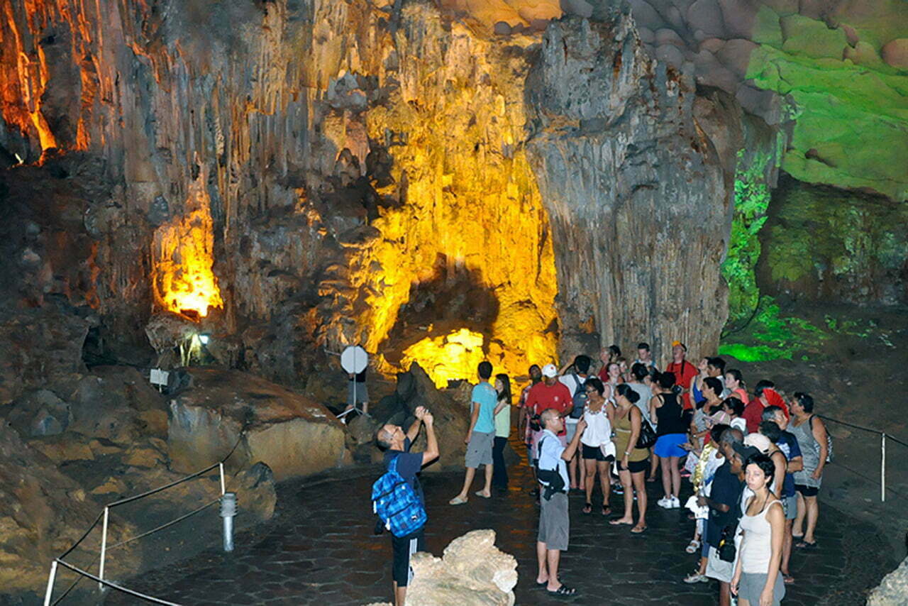 Exploring Must-visit Caves